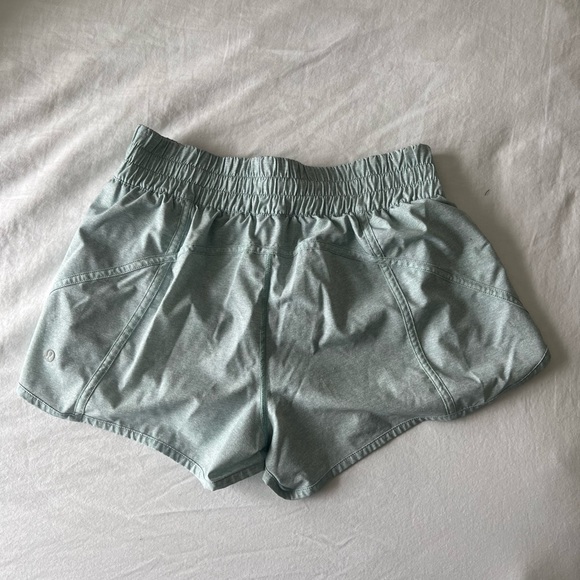 Lululemon Hotty Hot Short - Picture 2 of 5